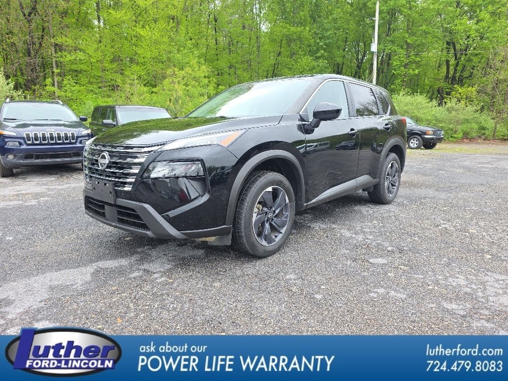 Used 2024 Nissan Rogue SV SUV