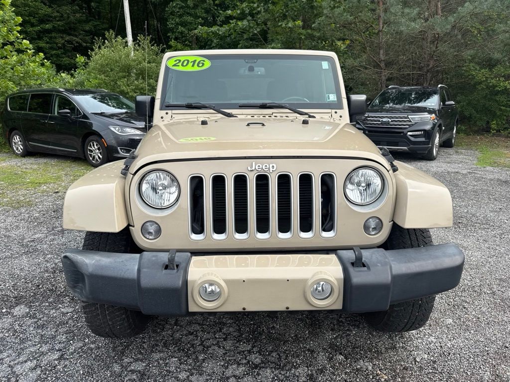 Used 2016 Jeep Wrangler Unlimited Sahara SUV