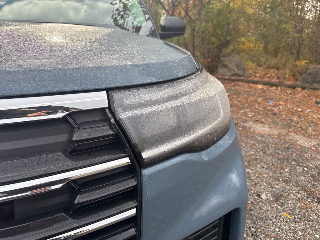 2026 Ford Explorer photo 3