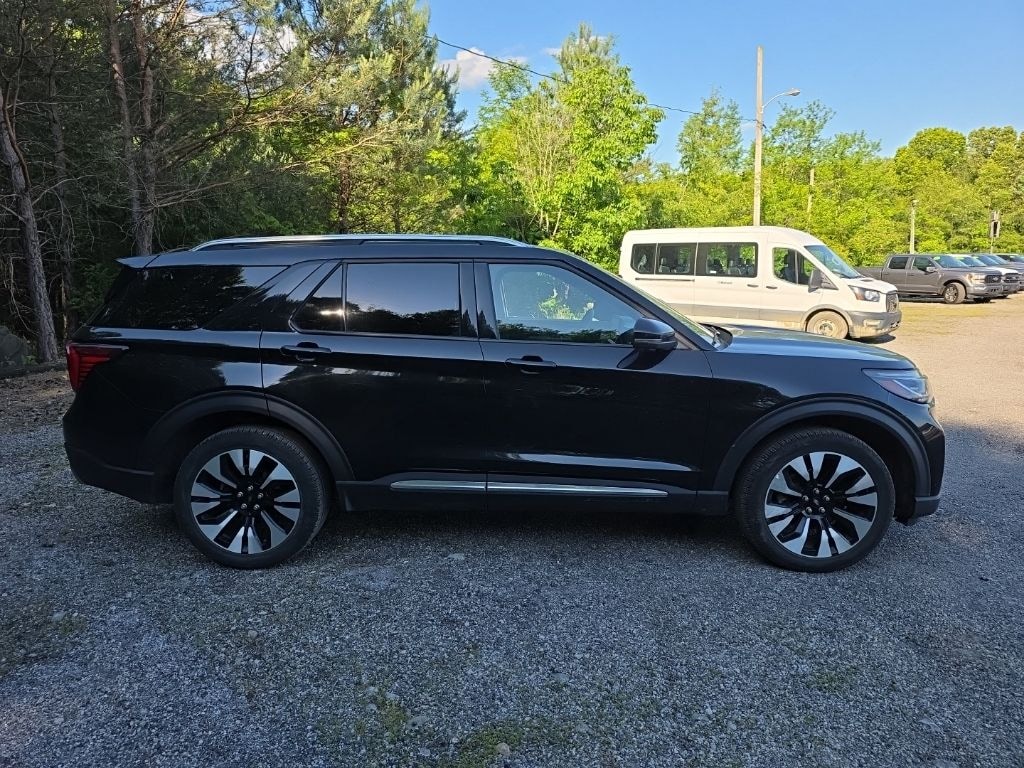Used 2025 Ford Explorer Platinum SUV