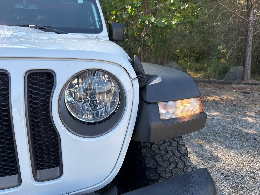 2022 Jeep Wrangler Unlimited Rubicon High Tide photo 3