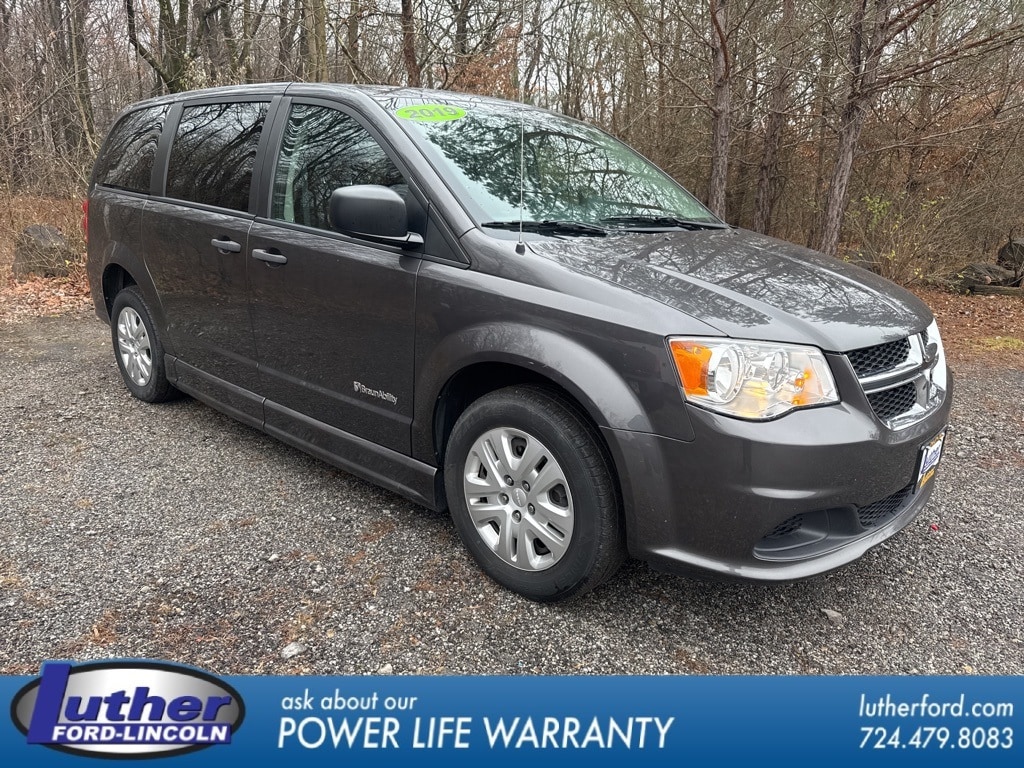 Used 2019 Dodge Grand Caravan SE Minivan/Van