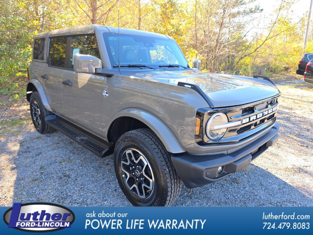 2026 Ford Bronco Outer Banks SUV