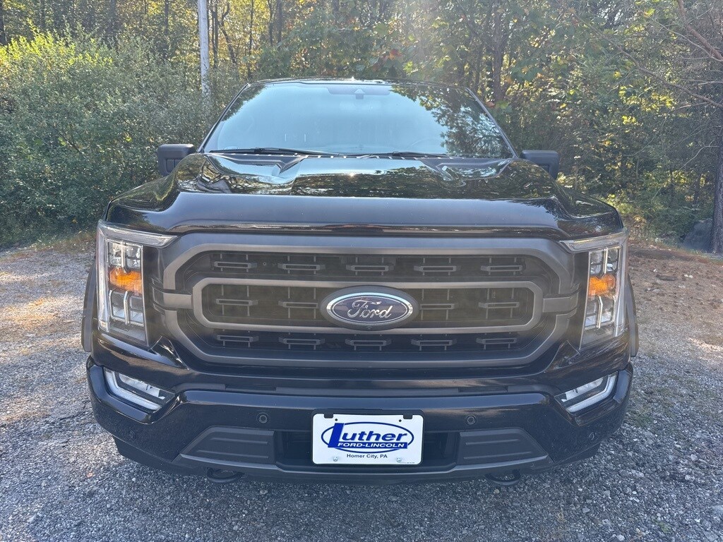 2021 Ford F-150 XLT photo 2