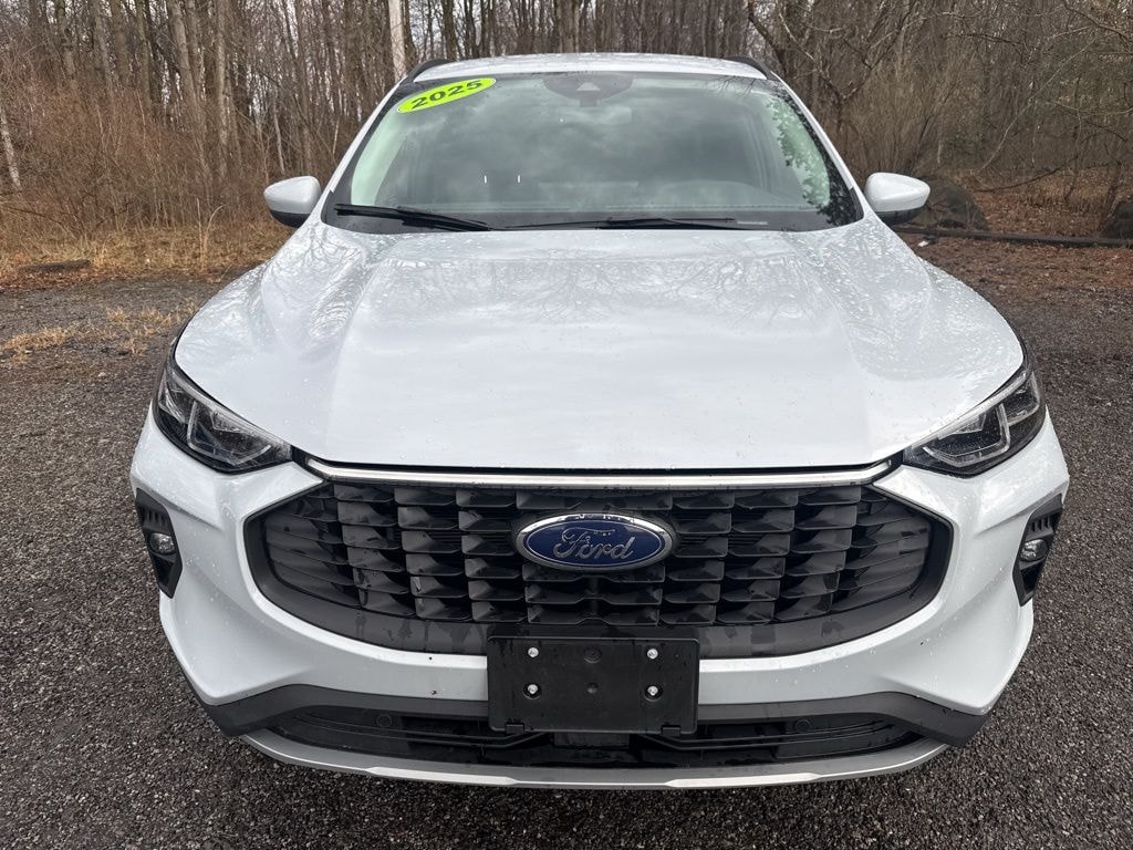 Used 2025 Ford Escape Platinum SUV