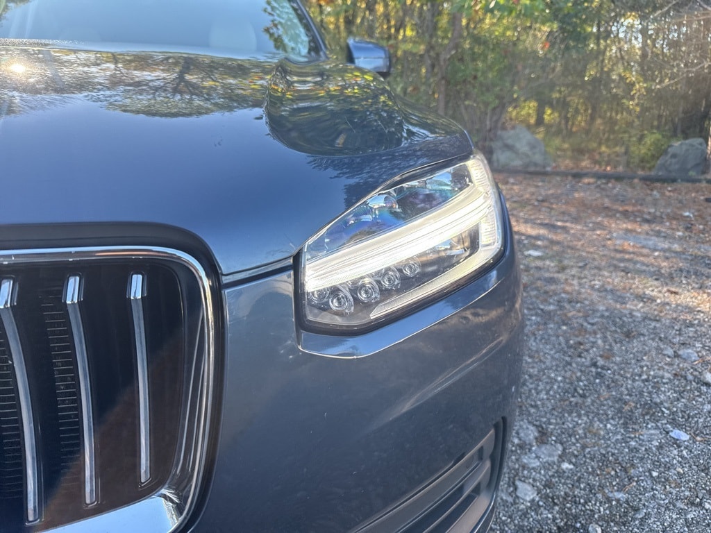 Used 2020 Volvo XC90 T5 Momentum SUV