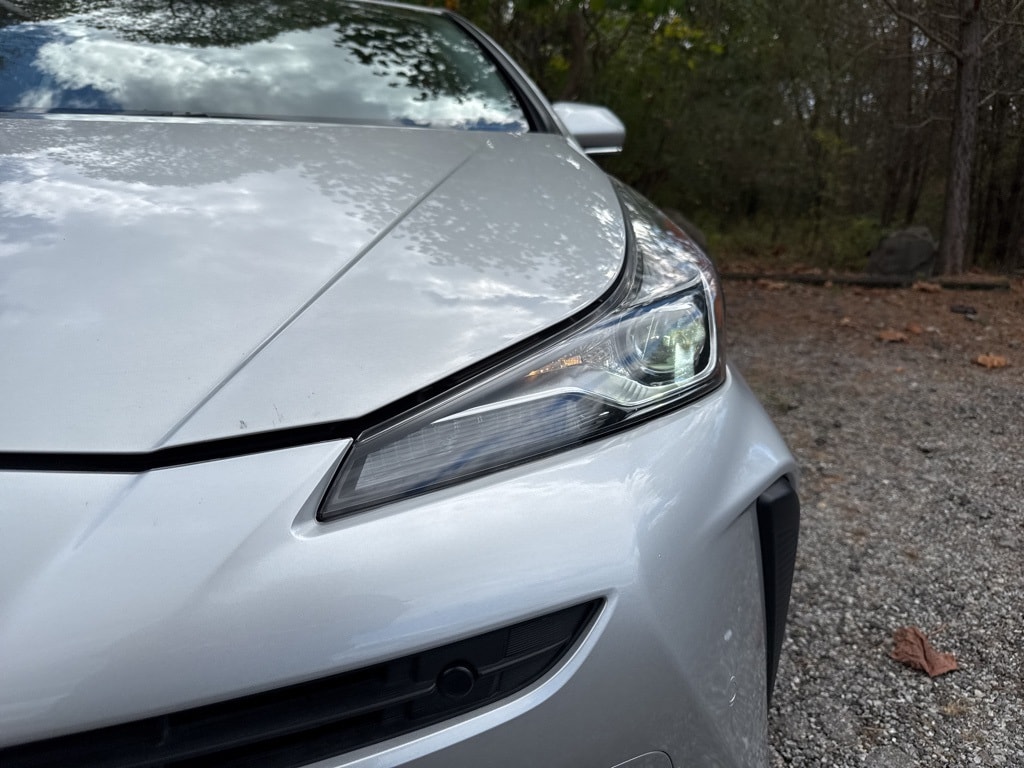 Used 2022 Toyota Prius L Hatchback