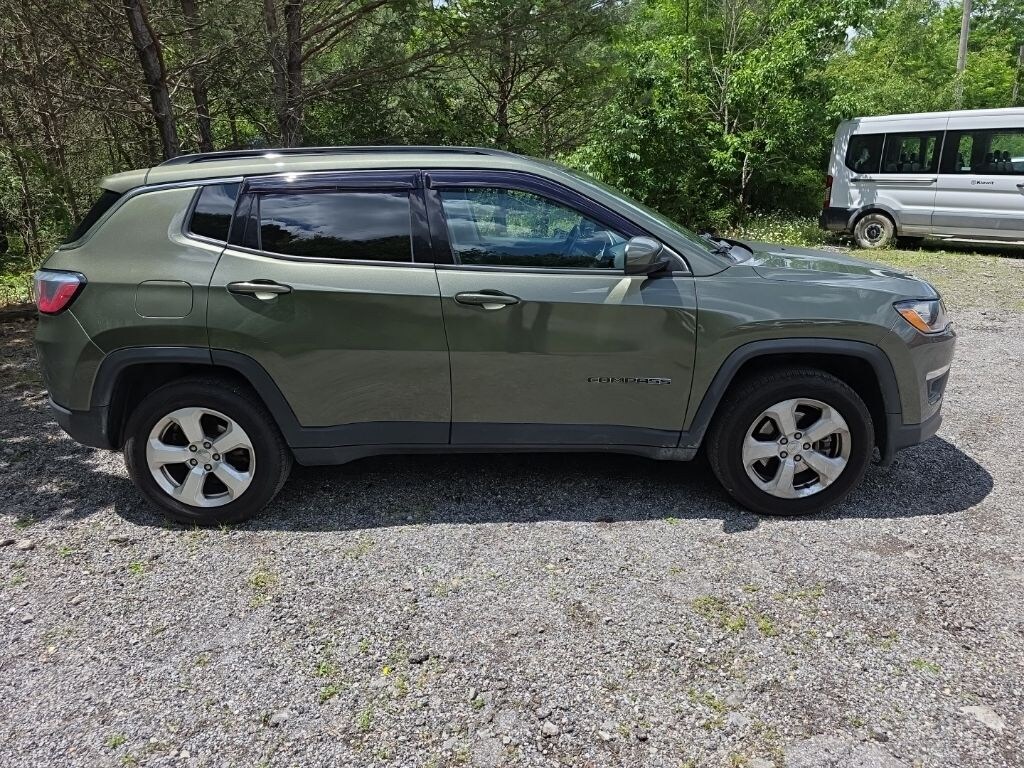Used 2018 Jeep Compass Latitude SUV