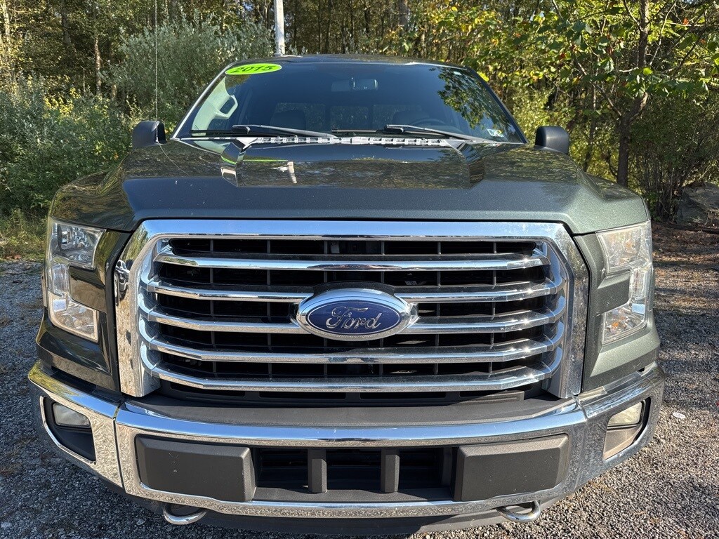2015 Ford F-150 XLT photo 2