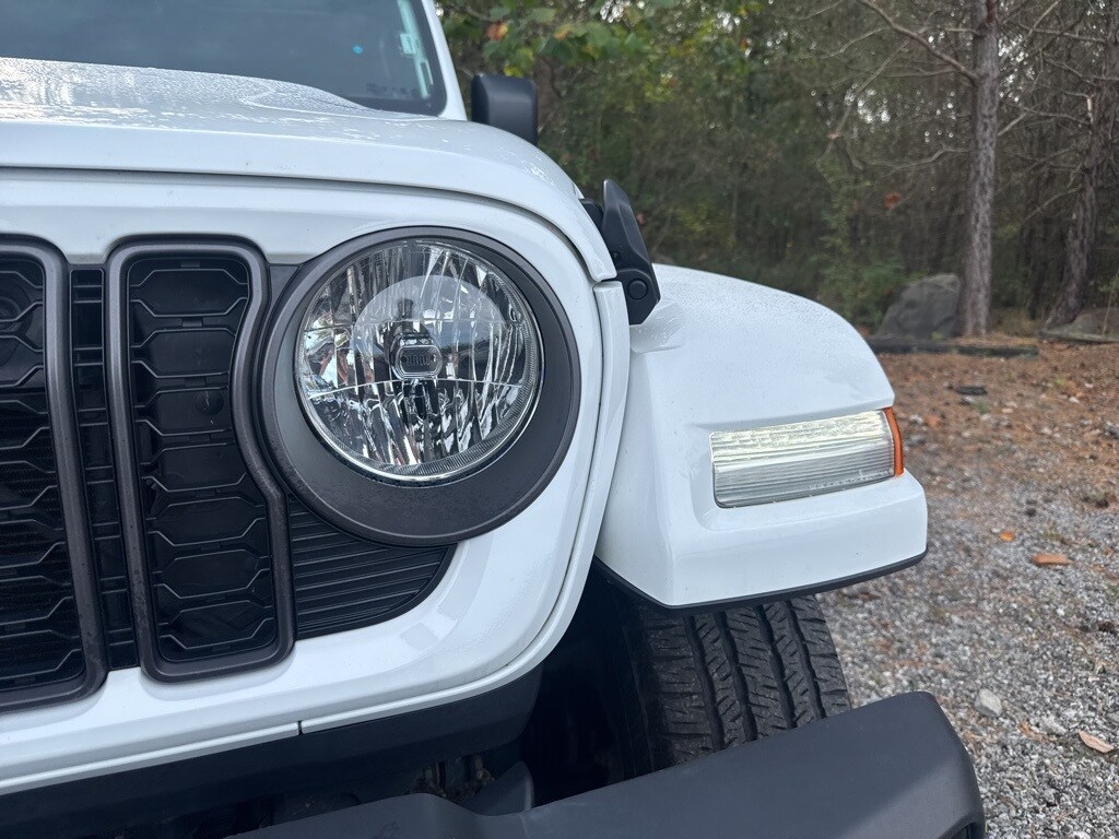 2024 Jeep Wrangler Sport S 4xe photo 3