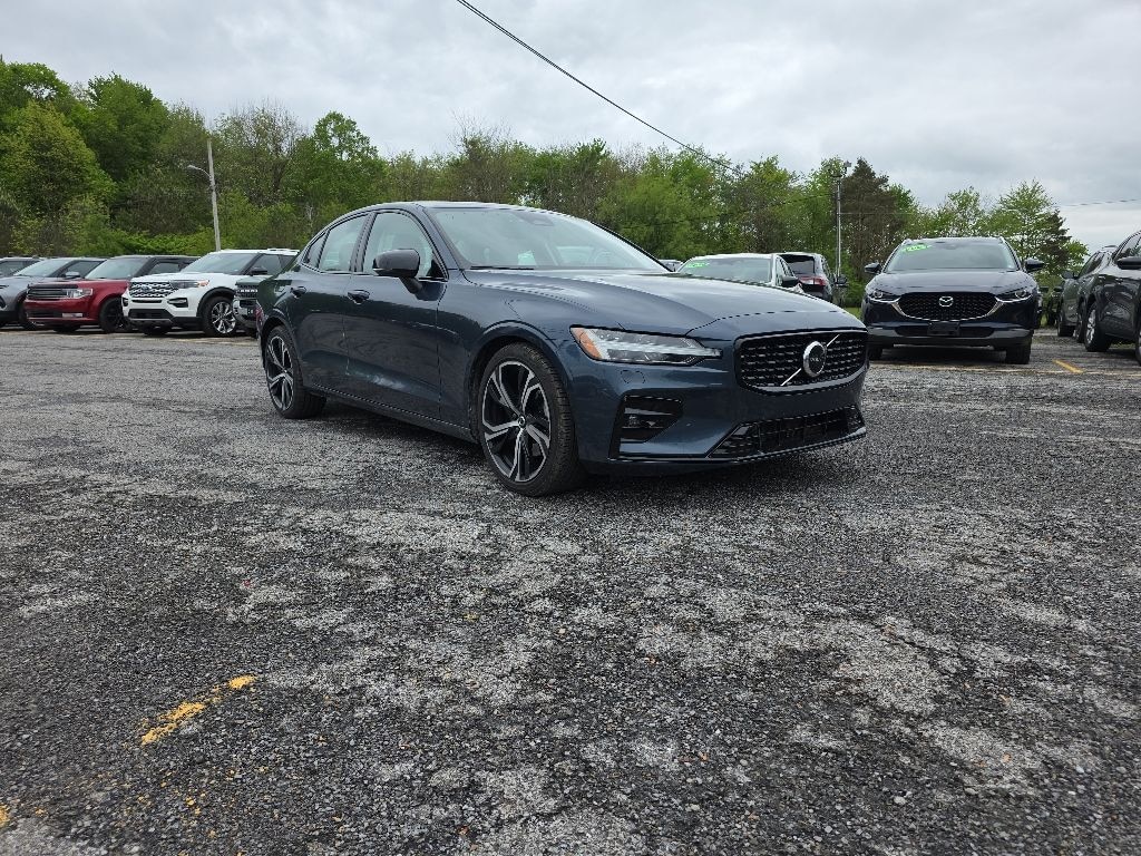 Used 2024 Volvo S60 B5 Core Dark Theme Sedan