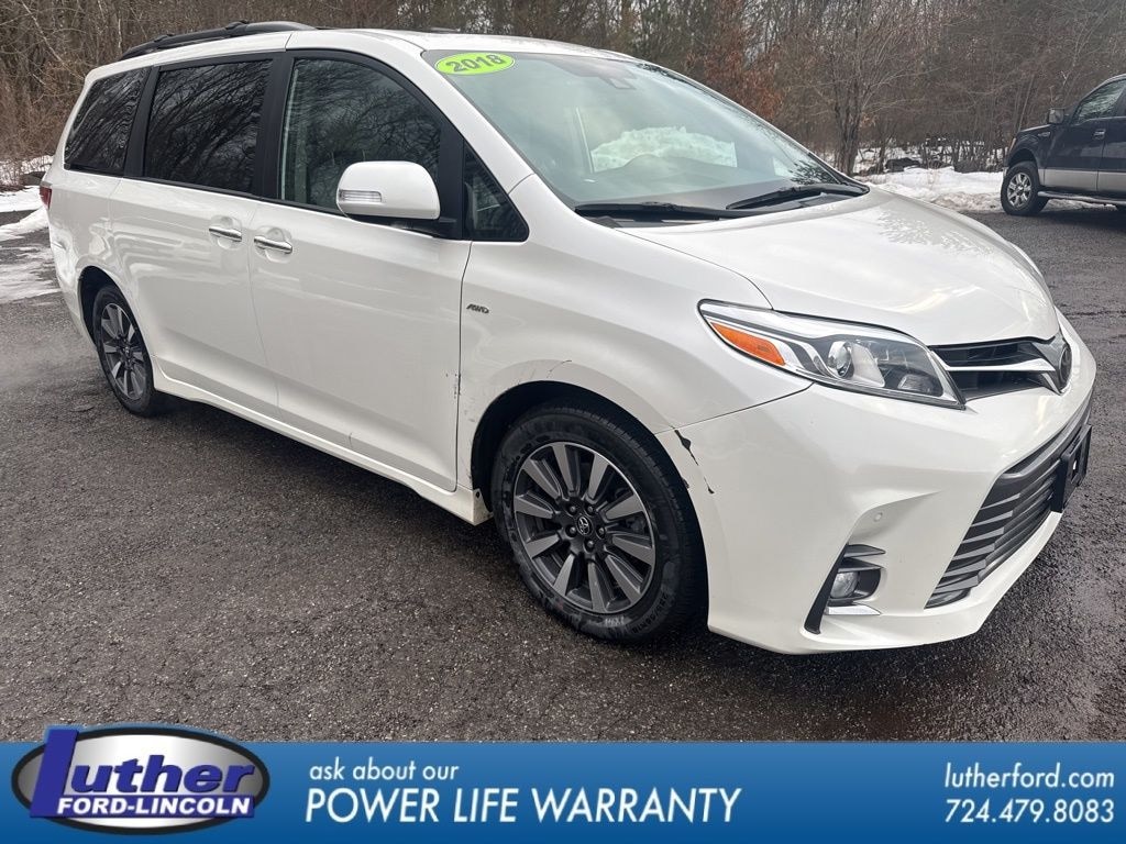 Used 2019 Toyota Sienna Limited Minivan/Van