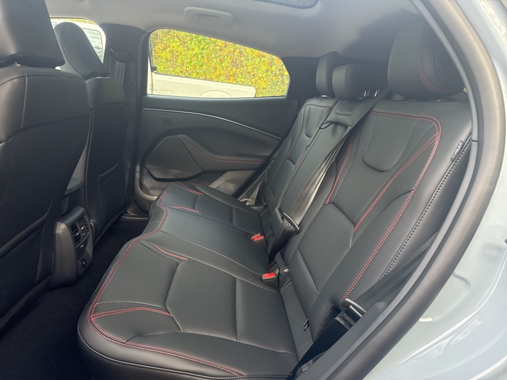 2025 Ford Mustang Mach-E Premium - Photo 35