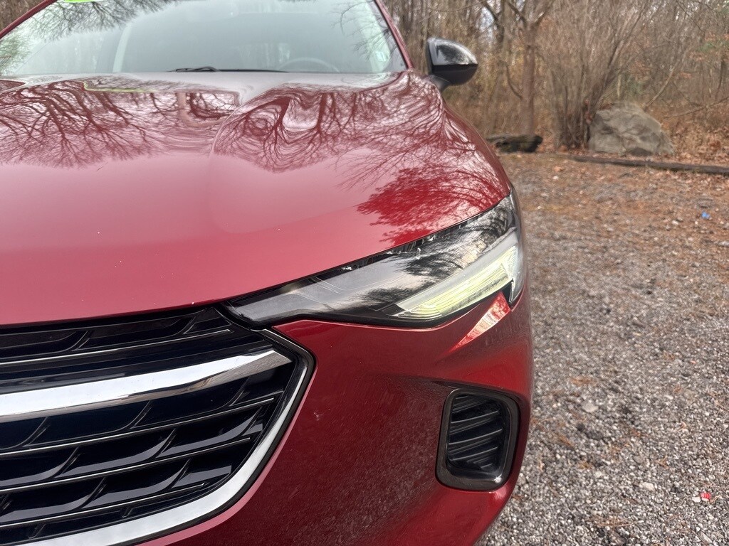 2023 Buick Envision Essence photo 3