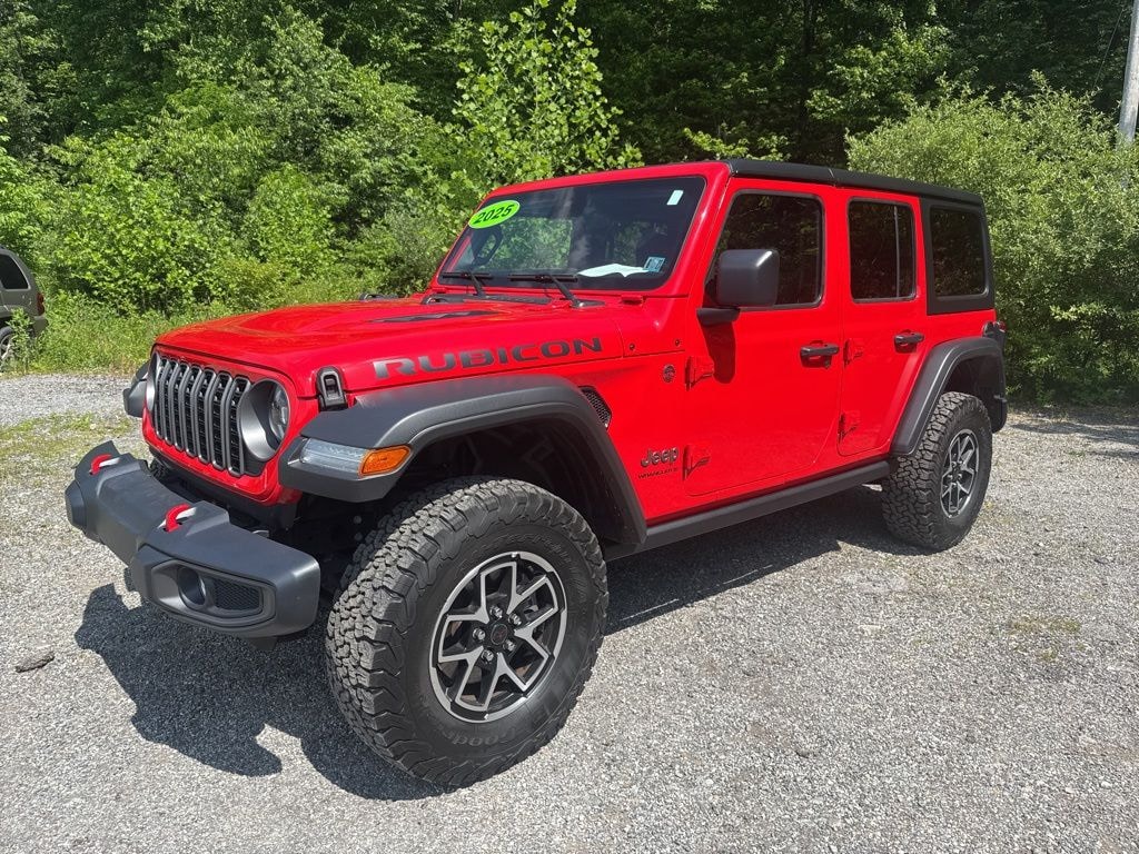 Used 2025 Jeep Wrangler Rubicon SUV