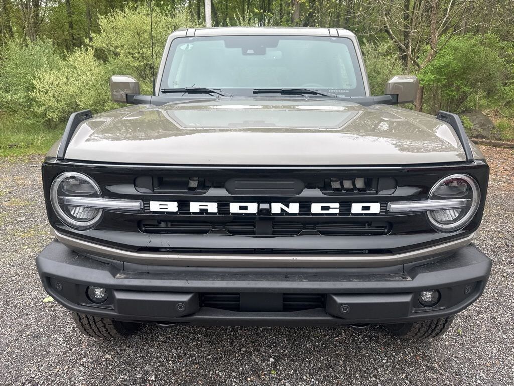 New 2026 Ford Bronco Outer Banks SUV