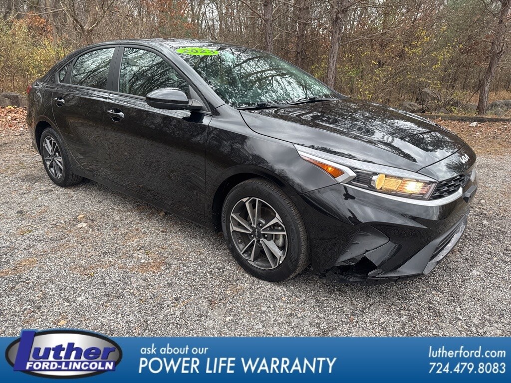 Used 2023 Kia Forte LXS Sedan