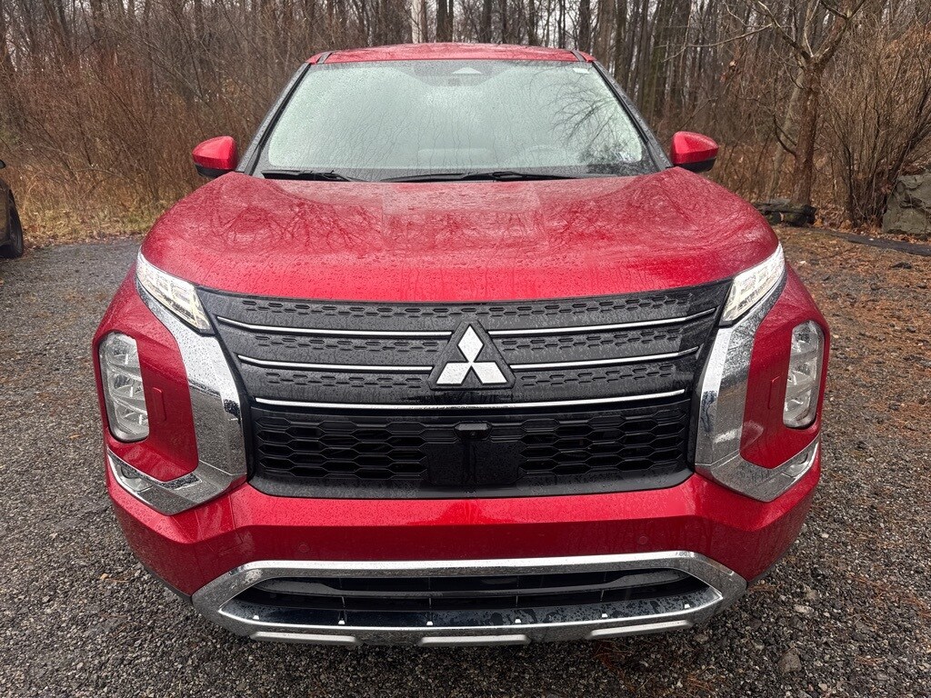 Used 2022 Mitsubishi Outlander SE SUV