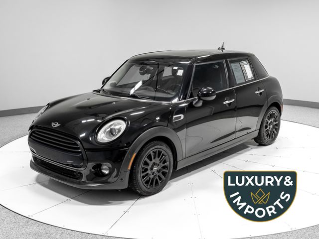 2018 MINI Cooper 4 Door's photo