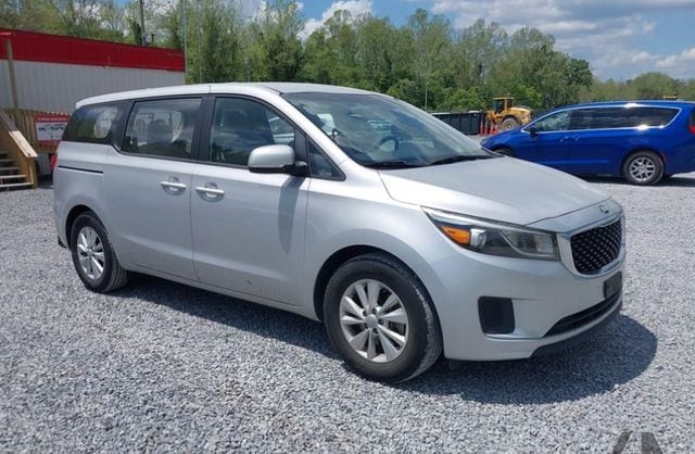 2018 Kia Sedona L's photo