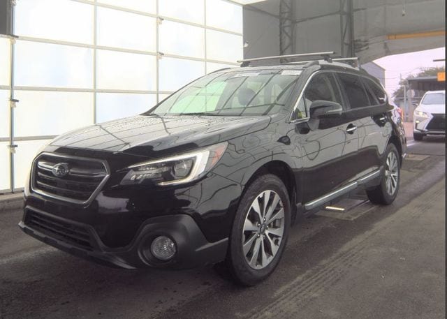 2019 Subaru Outback 2.5i Touring's photo