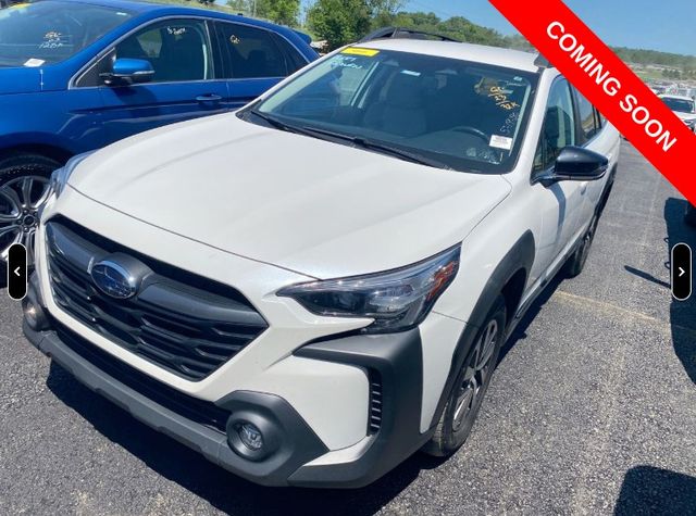 2023 Subaru Outback Premium's photo