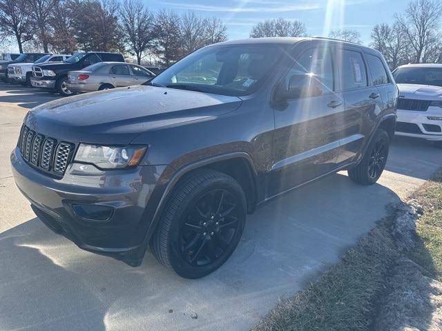 2020 Jeep Grand Cherokee Altitude's photo