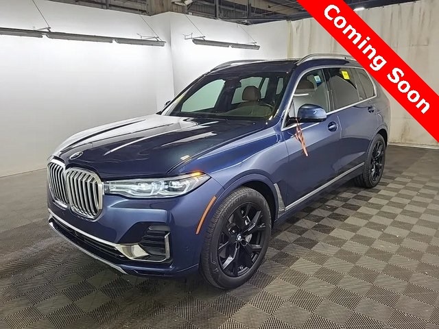 2021 BMW X7 40i's photo