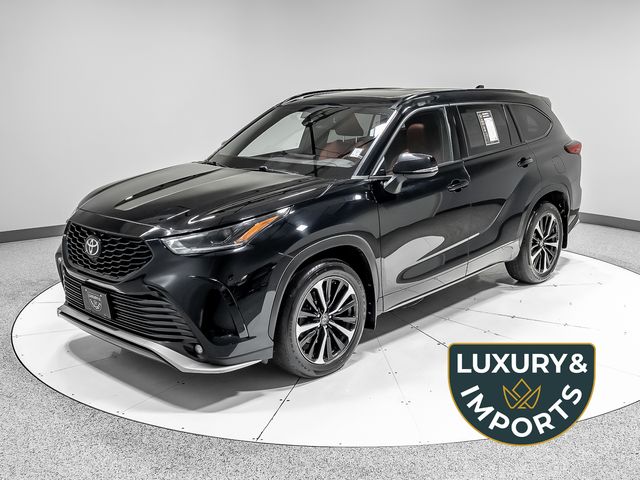2021 Toyota Highlander XSE AWD's photo
