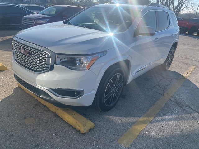 2019 GMC Acadia Denali's photo