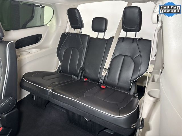 2024 Chrysler Pacifica Limited - Photo 25
