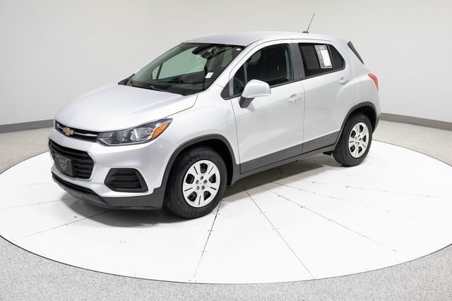 2017 Chevrolet Trax LS's photo
