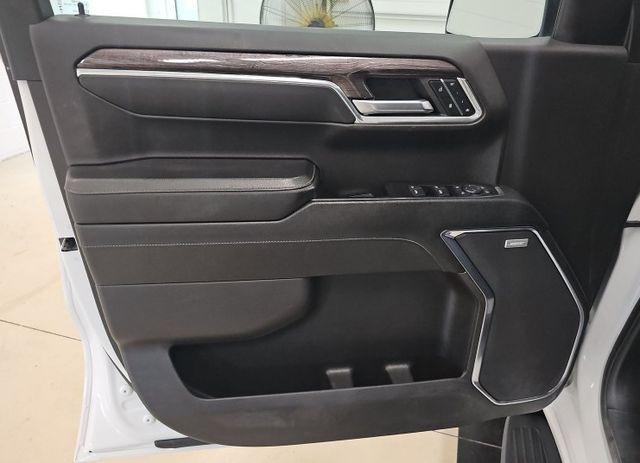 2023 Chevrolet Silverado 1500 LTZ - Photo 9