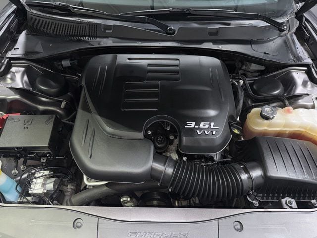 2020 Dodge Charger SXT - Photo 7
