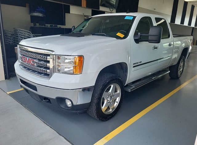2014 GMC Sierra 4WD Crew Cab 6.5ft SLE's photo