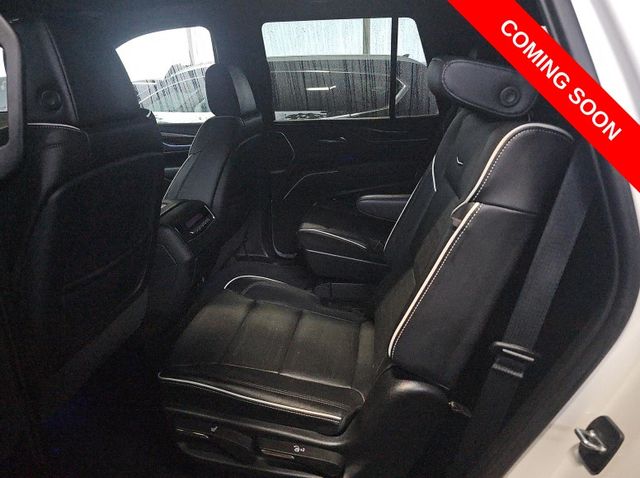 2023 Cadillac Escalade Premium Luxury - Photo 8