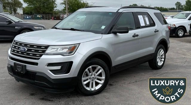 2016 Ford Explorer Base 4WD's photo