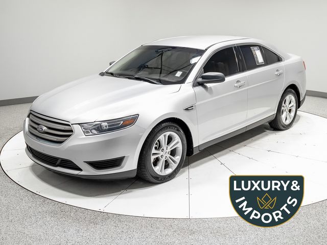 2018 Ford Taurus SE FWD's photo