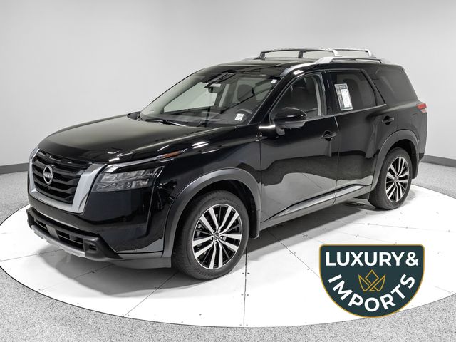 2025 Nissan Pathfinder Platinum 4WD's photo