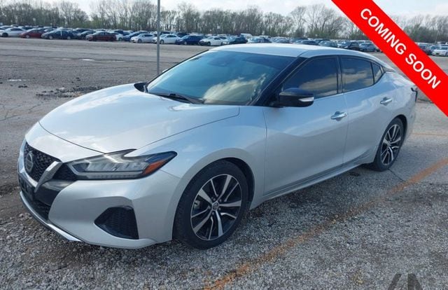 2022 Nissan Maxima SV's photo