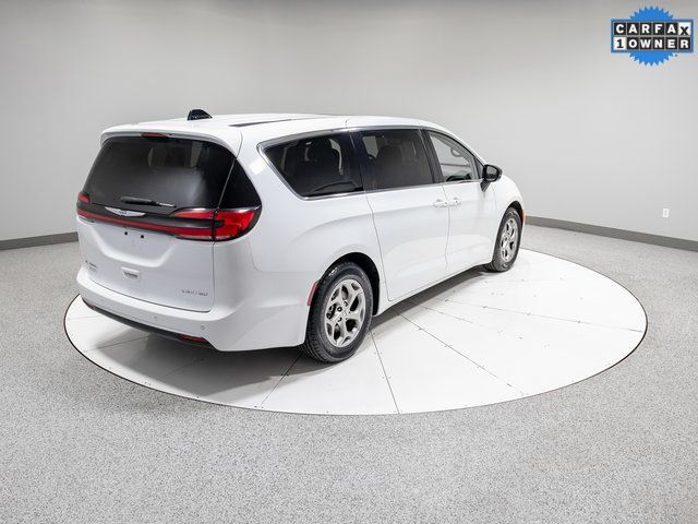 2024 Chrysler Pacifica Limited - Photo 30