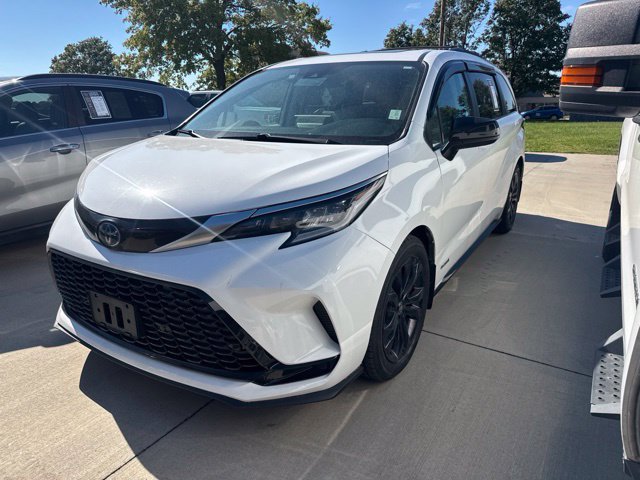 2021 Toyota Sienna XSE