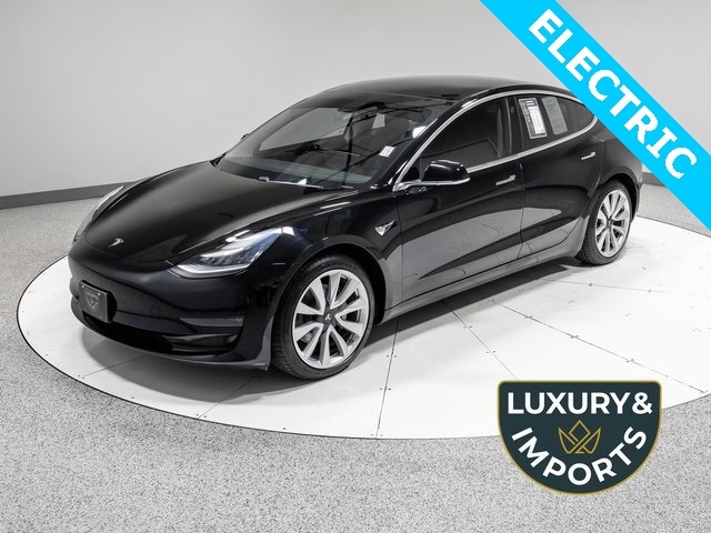 2019 Tesla Model 3 Long Range's photo