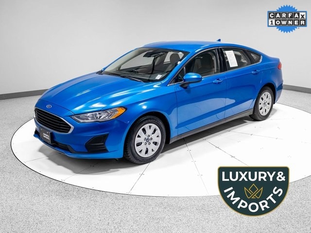 2020 Ford Fusion S's photo
