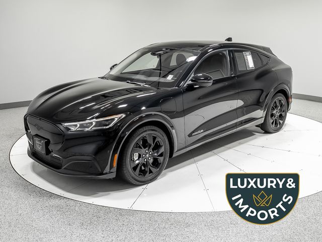 2023 Ford Mustang-Mach-e Premium's photo