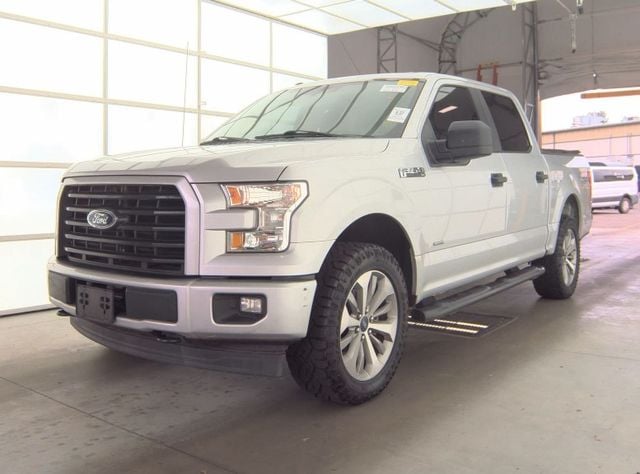 2017 Ford F-150 XL 4x4 SuperCrew 5-1/2 Box's photo