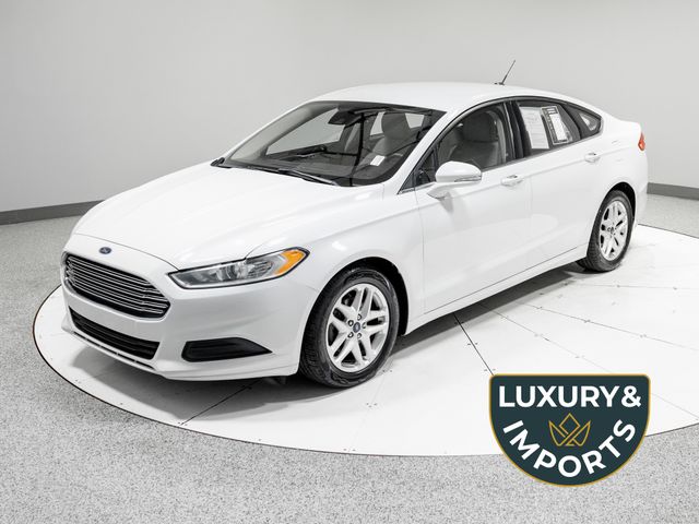 2016 Ford Fusion SE FWD's photo
