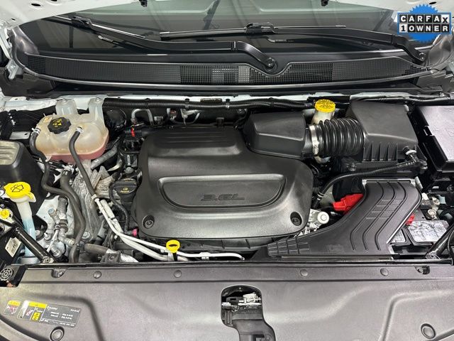 2024 Chrysler Pacifica Limited - Photo 6