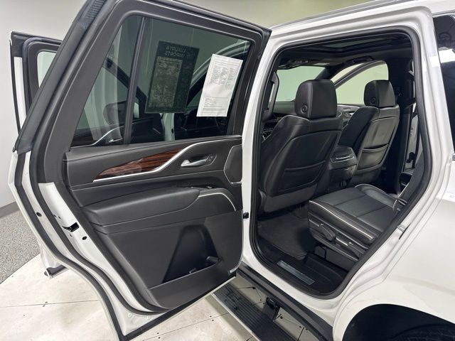 2023 Cadillac Escalade Premium Luxury - Photo 23