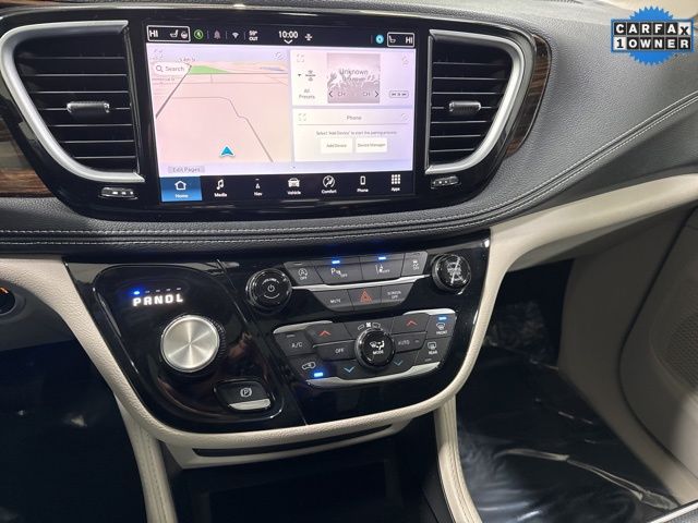 2024 Chrysler Pacifica Limited - Photo 18